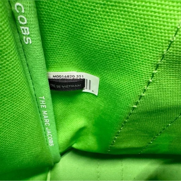 *FINAL PRICE DROP* Marc Jacobs X Magda Archer The Tote Bag Bright Green RARE